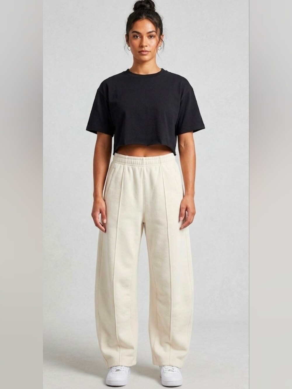 KOTN Cream Barrel Lounge Sweatpant